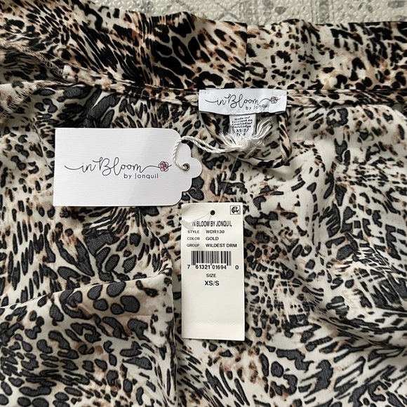 NWT In Bloom by Jonquil Leopard Print Satin Wrap Robe S/XS - Picture 5 of 7